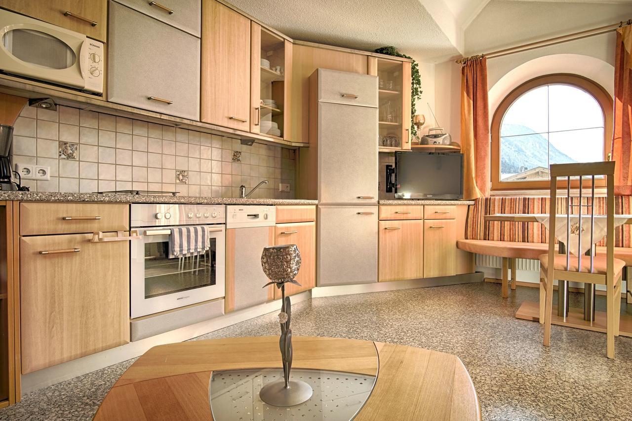 Apartamento Haus Egger Neustift im Stubaital Habitación foto